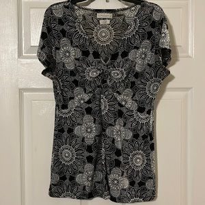 Vanheusen women’s shirt size medium